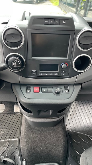 Peugeot Partner 14 of 21