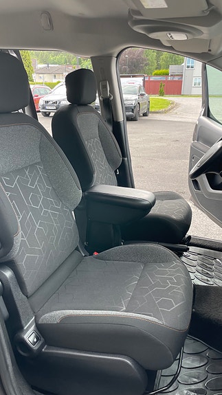 Peugeot Partner 19 of 21