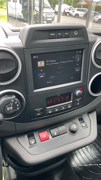 Peugeot Partner 16 of 21