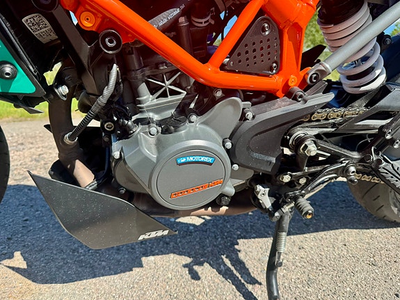 KTM 125 Duke 4 of 10