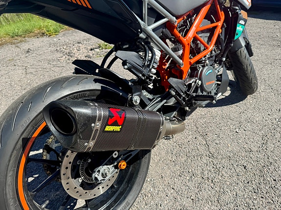 KTM 125 Duke 8 of 10
