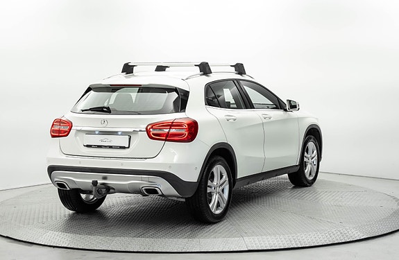 Mercedes-Benz GLA 5 of 5
