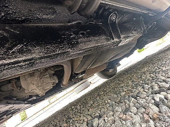 Nissan Pathfinder 18 of 19