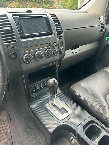 Nissan Pathfinder 12 of 19