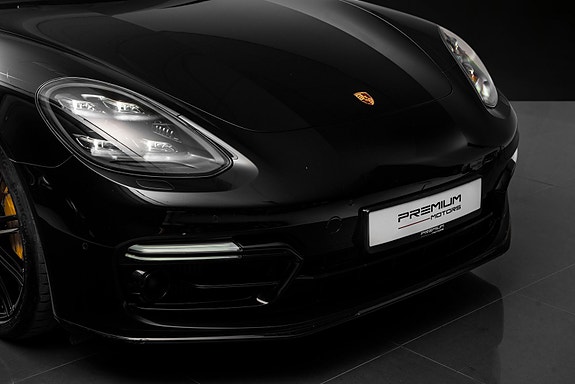 Porsche Panamera 3 of 5