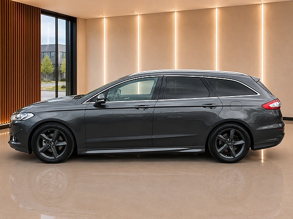 Ford Mondeo 3 of 5