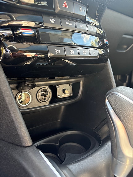 Peugeot 208 7 of 14