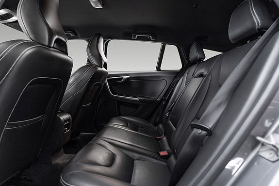 Volvo V60 21 of 25