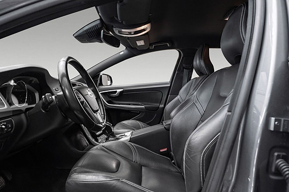 Volvo V60 19 of 25