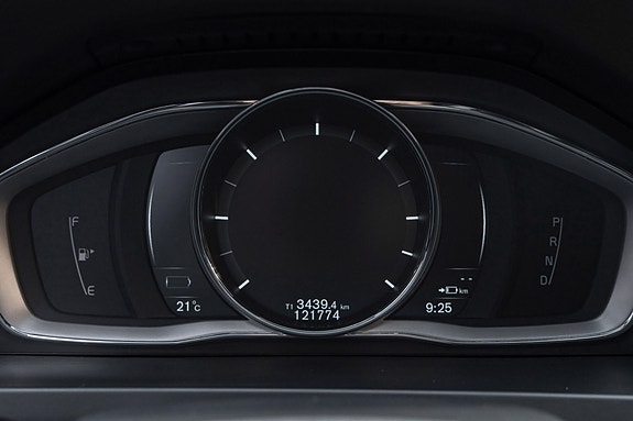 Volvo V60 11 of 25
