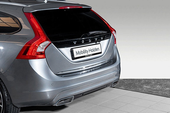Volvo V60 6 of 25