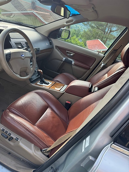 Volvo XC90 5 of 5