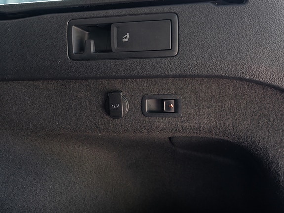 Volkswagen Passat 18 of 30