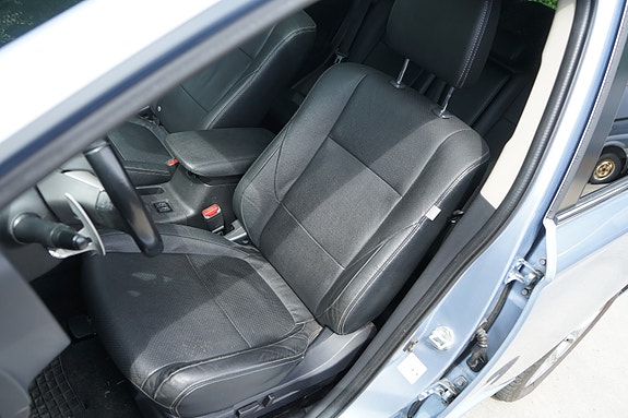 Mitsubishi Outlander 28 of 30
