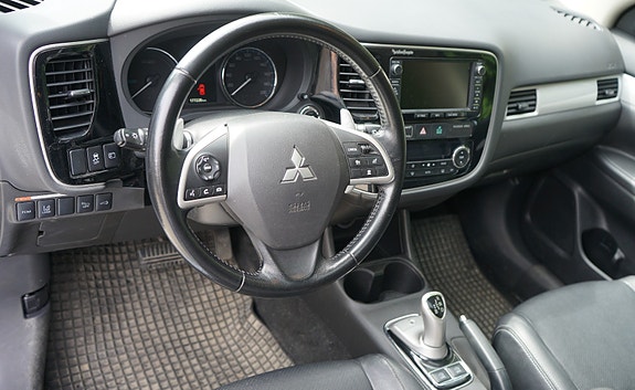 Mitsubishi Outlander 26 of 30