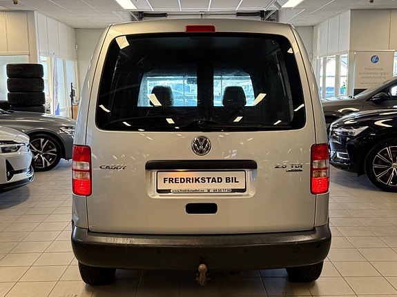 Volkswagen Caddy 2 of 5