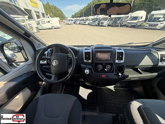 Adria Twin 600 SPT 2015 – Automat – EP Hydrauliske Støtteben 4 of 5