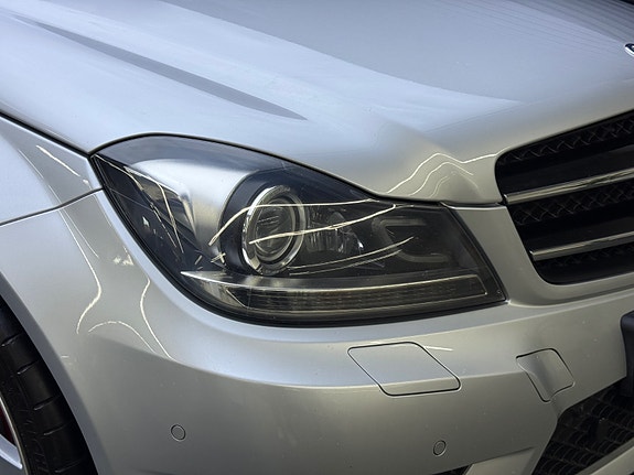 Mercedes-Benz C-Klasse 4 of 5