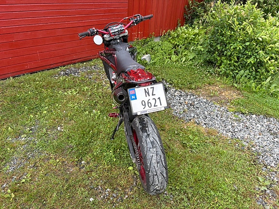 Husqvarna TE 450 4 of 5