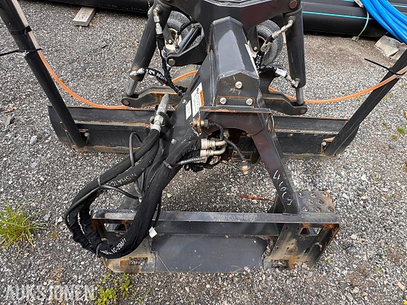 Bobcat MI Grader 84 til kompaktlaster Hydraulisk planeringsskjær med 2 stk Bobcat BLR2 Lasermottakere 4 of 5