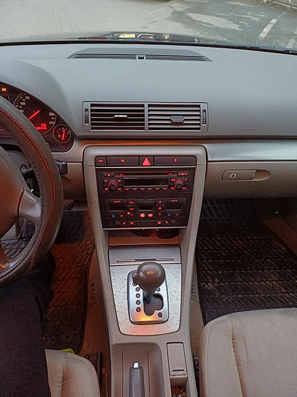Audi A4 10 of 13