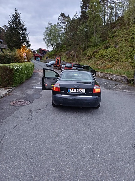 Audi A4 5 of 13