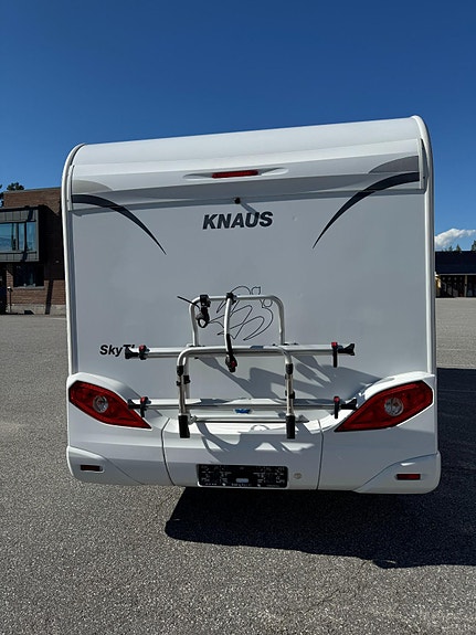 Knaus R16 Flott bil/Bør sees/B førerkort/150hk 5 of 30