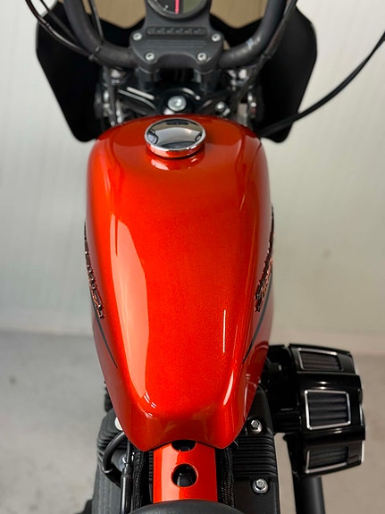 Harley-Davidson Sportster 1200 Iron Classic 20 of 20