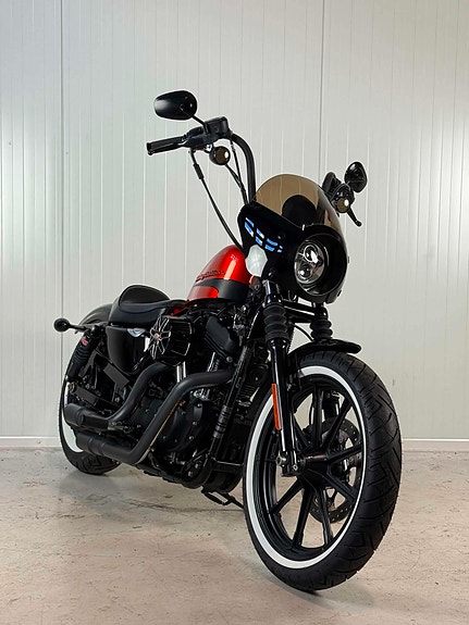 Harley-Davidson Sportster 1200 Iron Classic 2 of 20