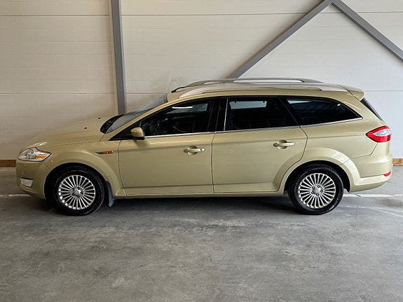 Ford Mondeo 4 of 5