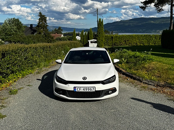 Volkswagen Scirocco 3 of 5