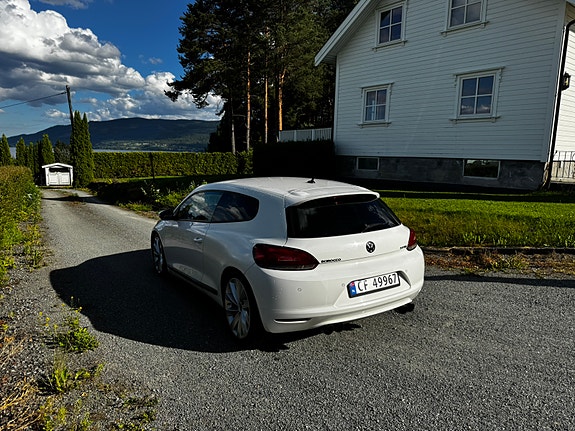 Volkswagen Scirocco 4 of 5