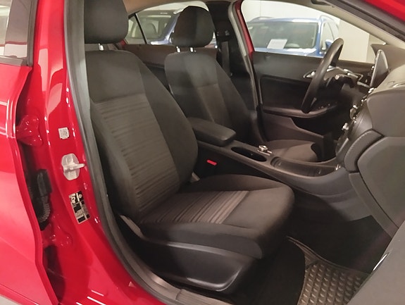 Mercedes-Benz A200 d 26 of 30