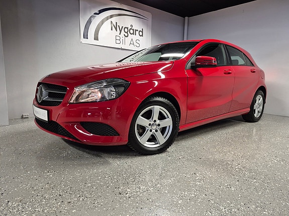 Mercedes-Benz A200 d 3 of 5