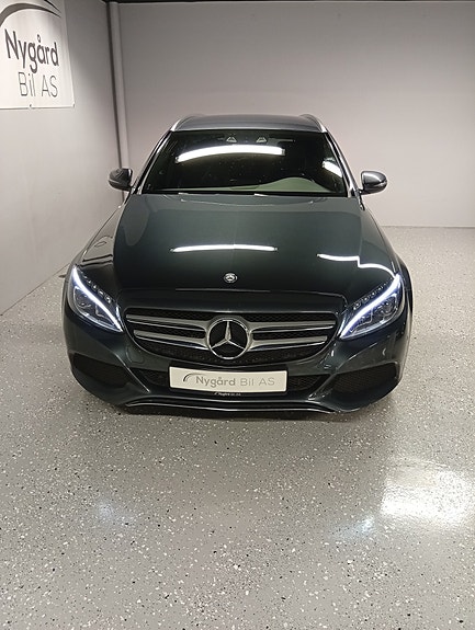 Mercedes-Benz C350 e 5 of 5