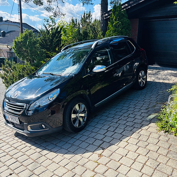 Peugeot 2008 3 of 5