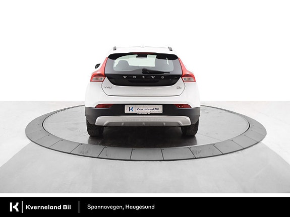 Volvo V40 Cross Country 4 of 5