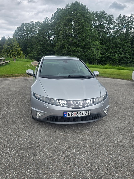 Honda Civic 3 of 5