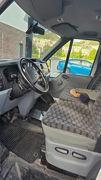 Ford Transit 260S SportsVan 5 of 5