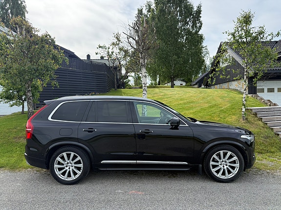 Volvo XC90 5 of 5