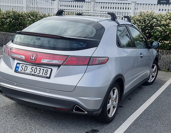 Honda Civic 2 of 5