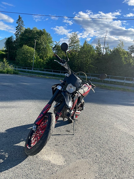 Fantic XMF 125 4 of 5