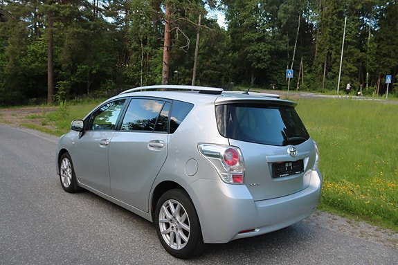 Toyota Verso 4 of 5