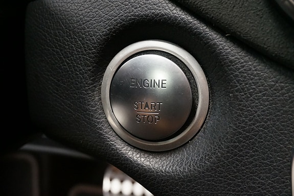Mercedes-Benz CLA220 d 18 of 27