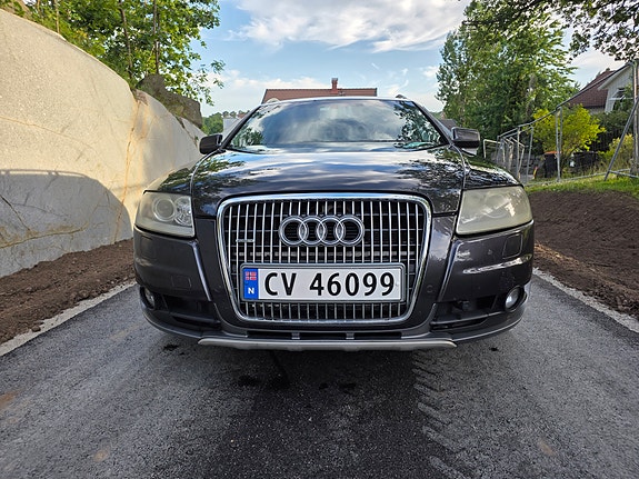 Audi A6 allroad 2 of 5