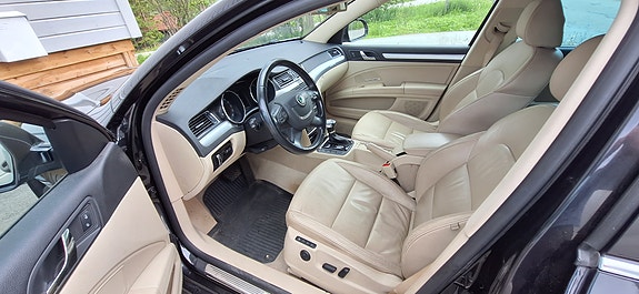 Skoda Superb 5 of 5