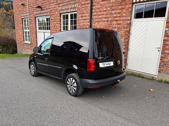 Volkswagen Caddy 4 of 5