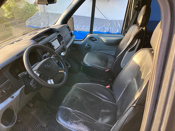 Ford Transit 300M Kombi 5 of 5