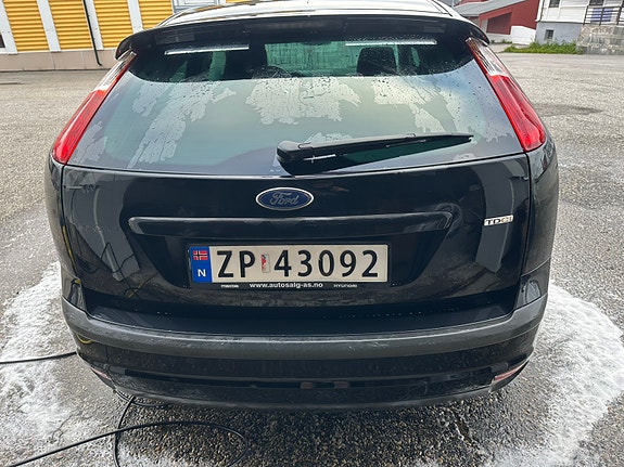Ford Focus 3 of 4