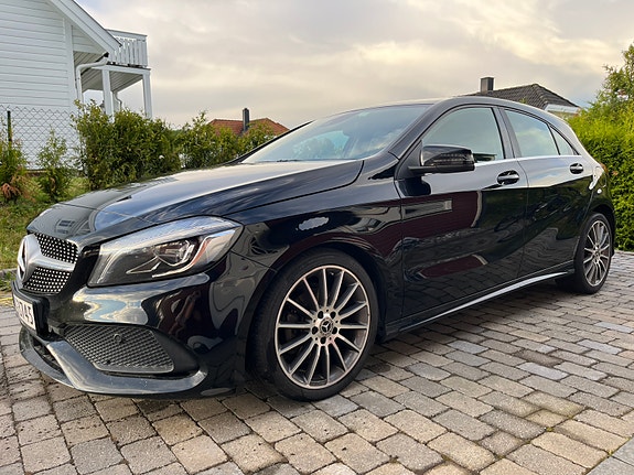 Mercedes-Benz A180 4 of 5